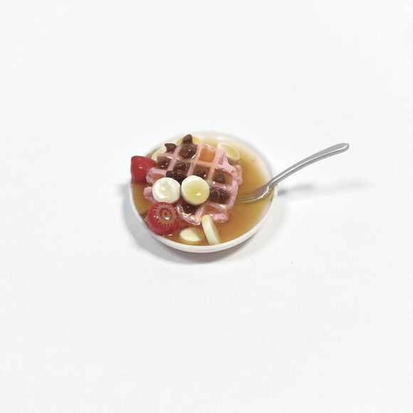 Completed Miniverse Make it Mini Food Tiramisu Ice Cream Sundae Waffles Finished - Picture 8 of 16